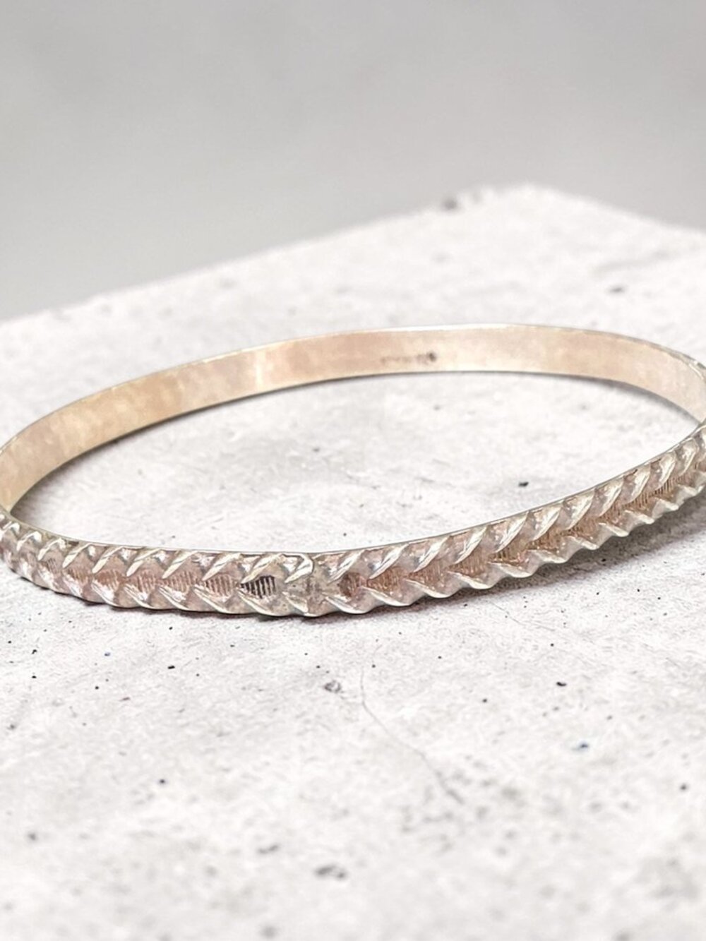 Vintage Sterling Silver Fish Scale Design Bangle 2.5" Diameter 10g